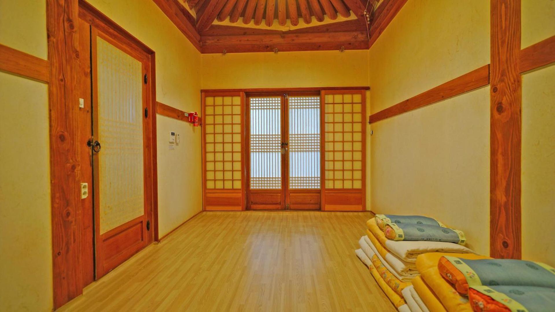 ホテル Sarangroo 全州市 エクステリア 写真